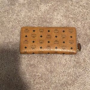 MCM wallet